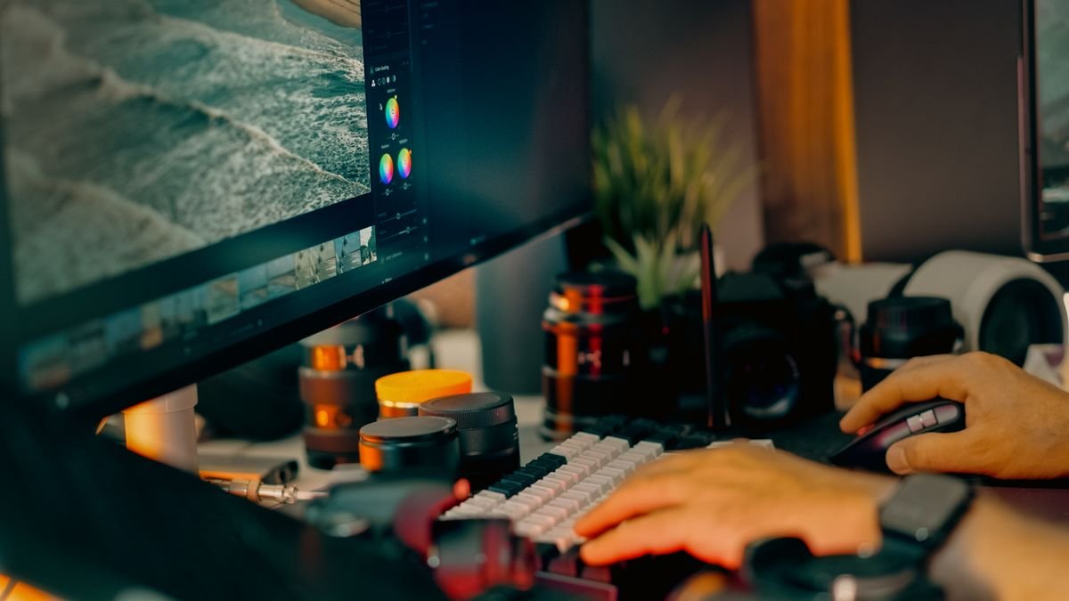 Photo retouching and colour grading on screen